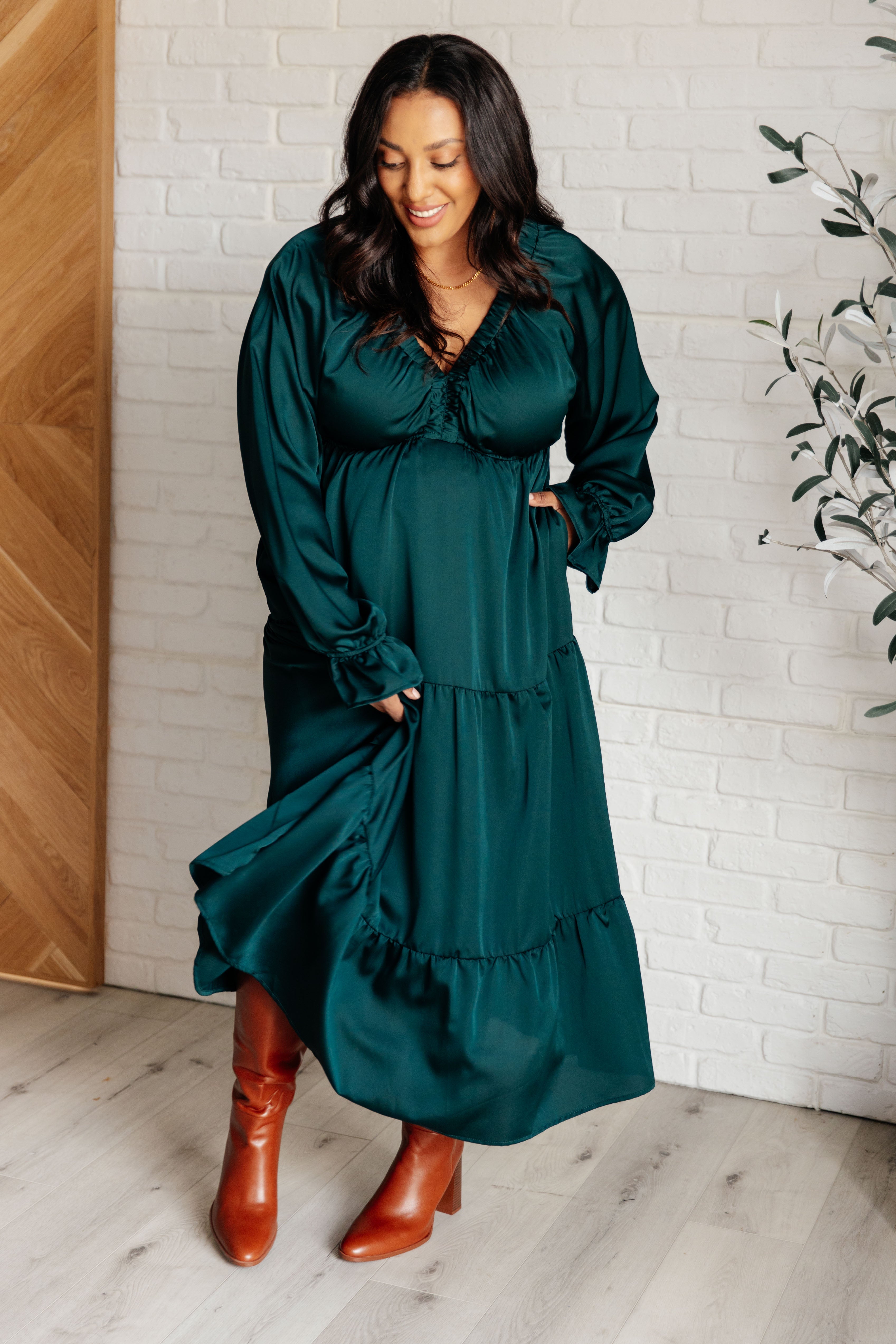 hunter green dress casual Makes Me Want to Skip Tiered in – The Spotted Phoenix Web Collection: Midi Dresses BELT DRESSING SPRAY CLEANING 100% Polyester Size:EU50|UK14½|US16M - 17½W