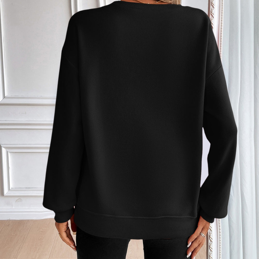 
                      
                        Round Neck Long Sleeve Sweatshirt
                      
                    