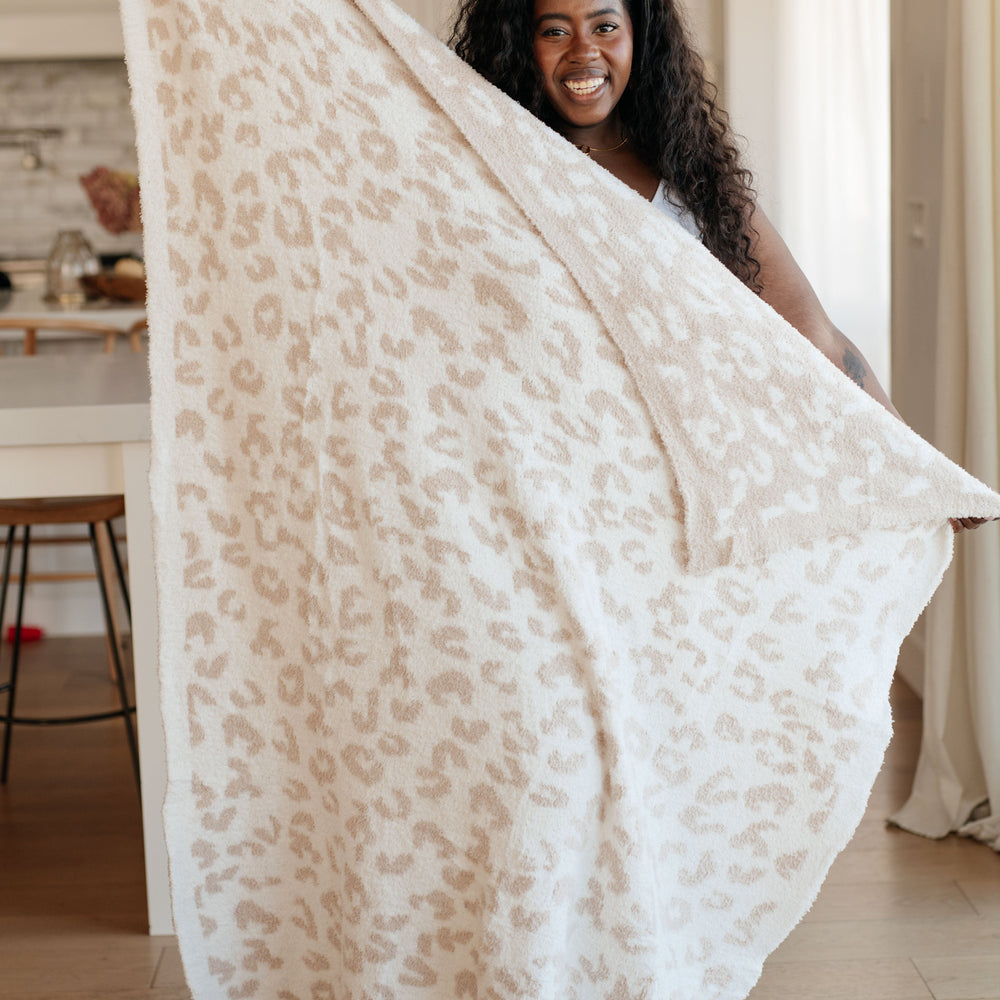 Ari Blanket Single Cuddle Size in Neutral Animal