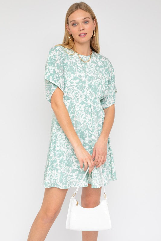 Load image into Gallery viewer, Cam Kimono Sleeve Floral Dress
