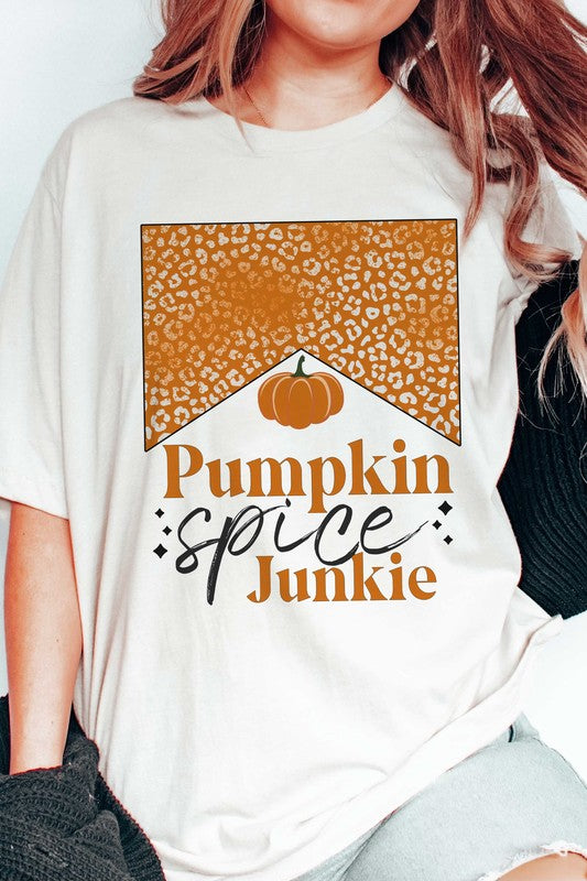 
                      
                        LEOPARD PUMPKIN SPICE JUNKIE GRAPHIC TEE
                      
                    