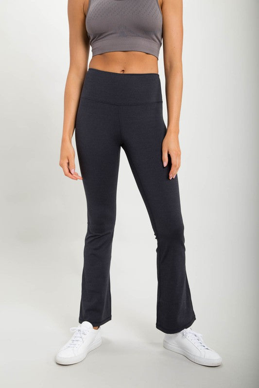 Load image into Gallery viewer, Flare Swoop Back High-Waisted Leggings
