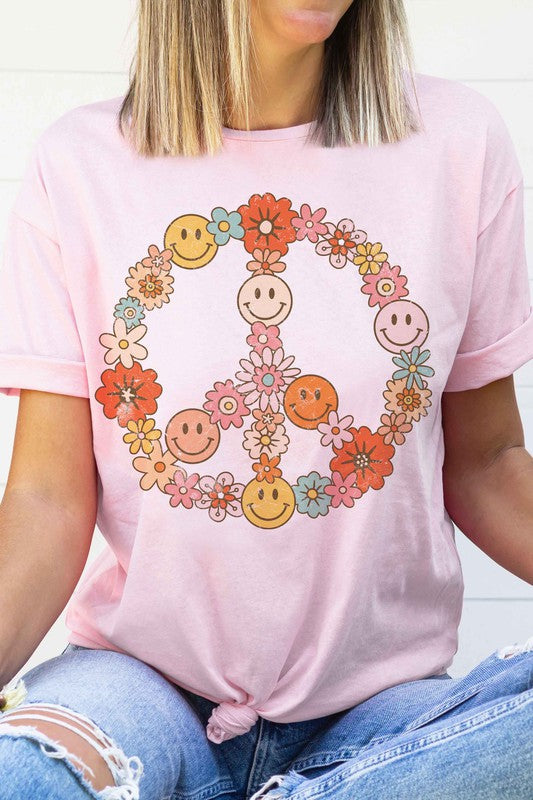 
                      
                        RETRO HAPPY FACE PEACE GRAPHIC TEE
                      
                    