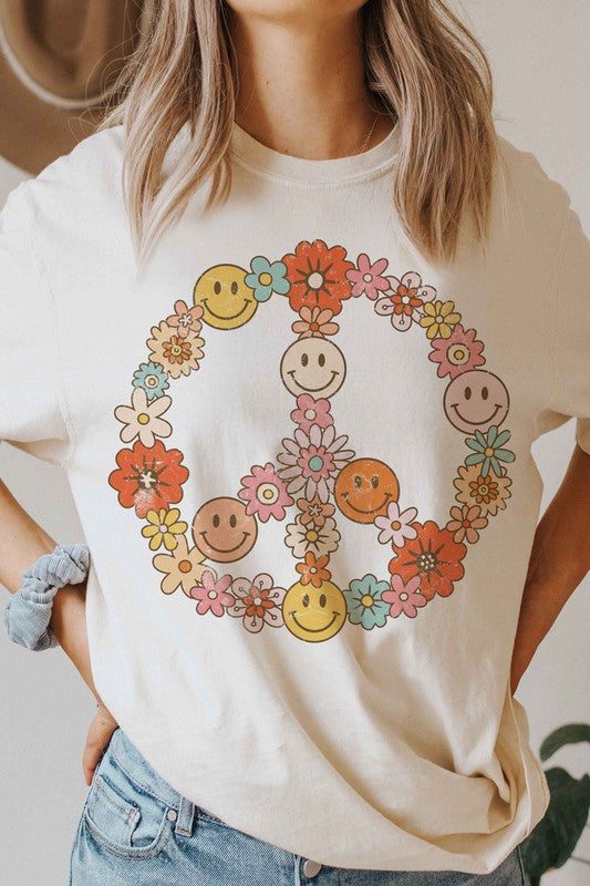 RETRO HAPPY FACE PEACE GRAPHIC TEE