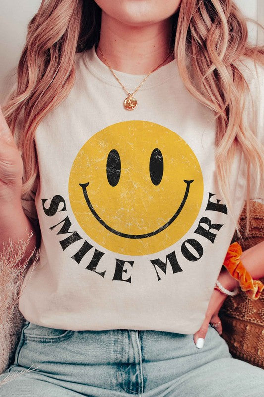 SMILE MORE HAPPY FACE GRAPHIC TEE