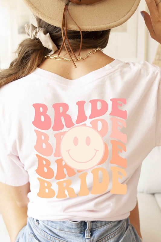 PLUS SIZE F/B POCKET BRIDE HAPPY FACE GRAPHIC TEE