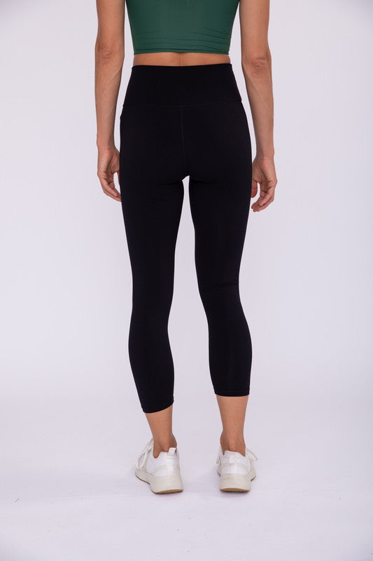 Load image into Gallery viewer, Manhattan Ultra Form Fit Leggings
