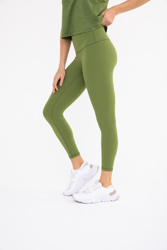 Load image into Gallery viewer, Manhattan Ultra Form Fit Leggings
