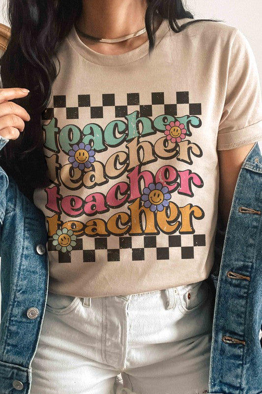 
                      
                        RETRO CHECKER TEACHER REPEAT GRAPHIC TEE
                      
                    