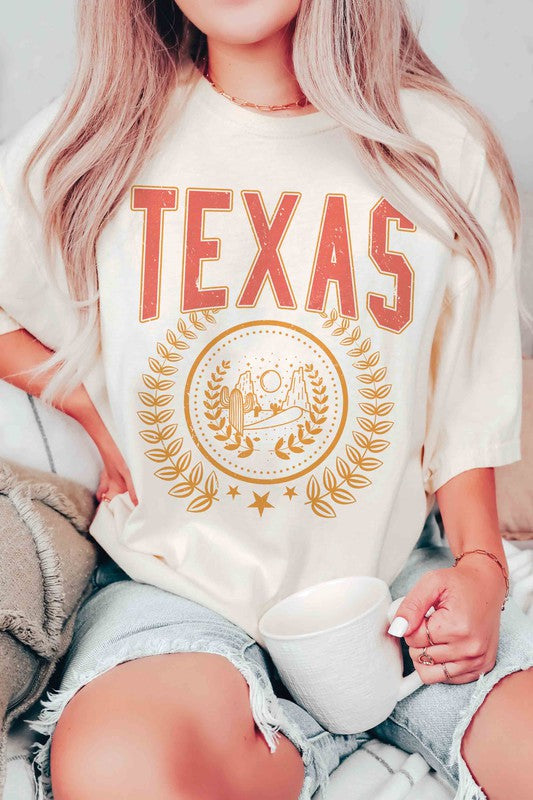 
                      
                        TEXAS STATE WREATH GRAPHIC TEE
                      
                    