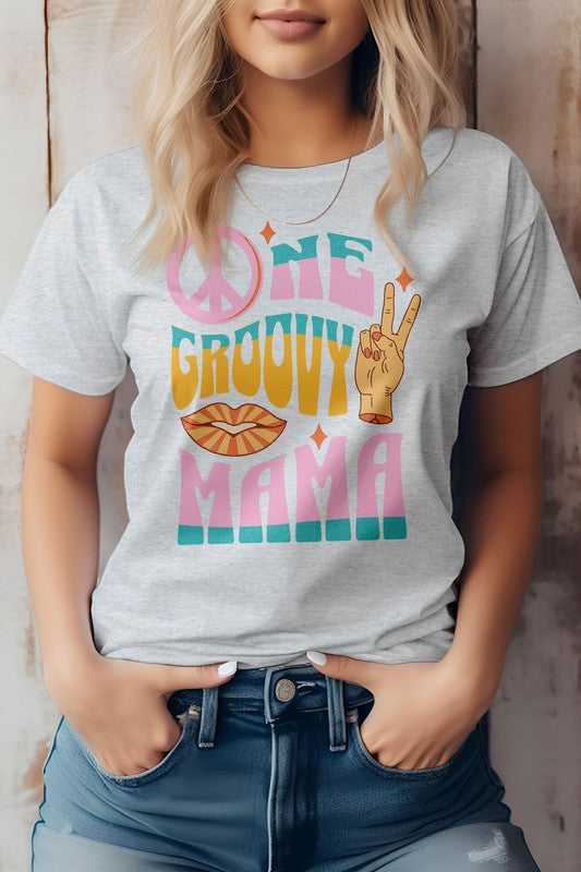 One Groovy Mama. Retro Quote Hippie Graphic Tee