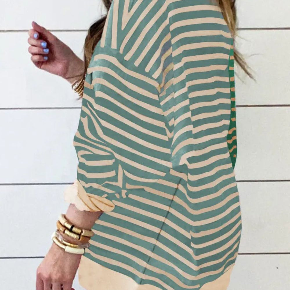 
                      
                        Contrast Stripes Round Neck Long Sleeve Sweatshirt
                      
                    