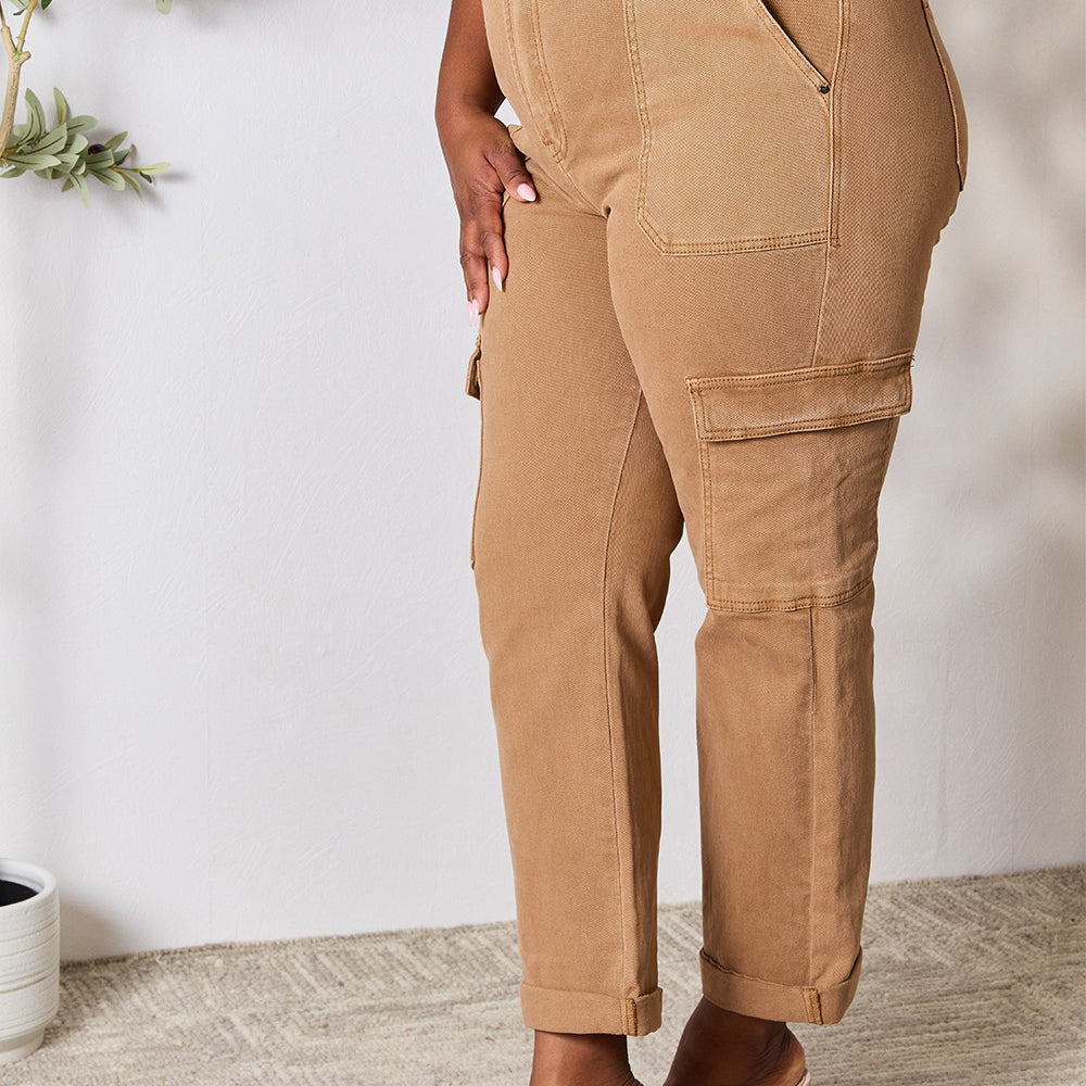 
                      
                        Risen High Waist Straight Jeans with Pockets
                      
                    