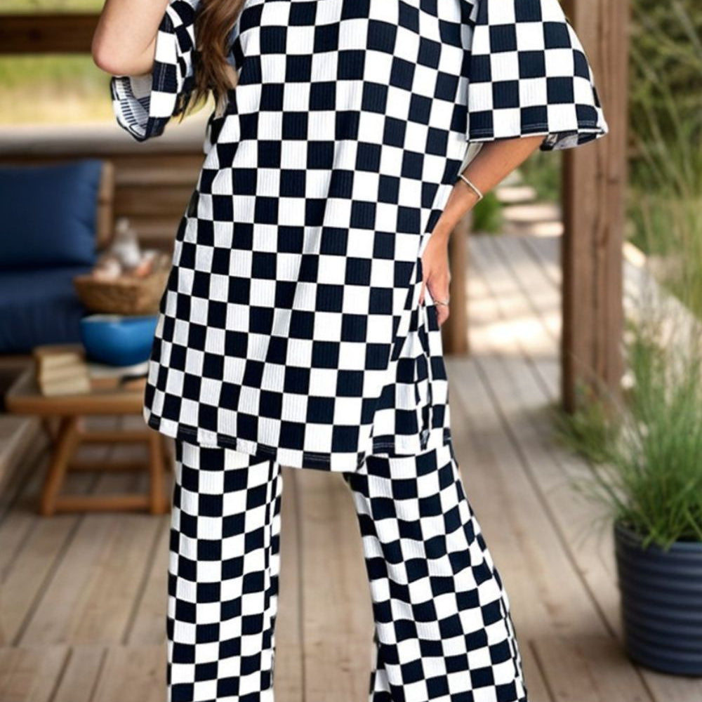 
                      
                        Checkered Round Neck Half Sleeve Top and Pants Set
                      
                    