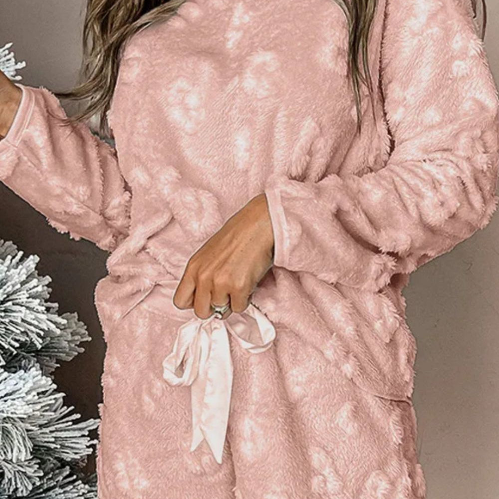 
                      
                        Round Neck Long Sleeve Top and Shorts Lounge Set
                      
                    