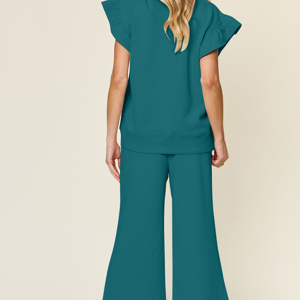 
                      
                        Texture Ruffle Short Sleeve Top and Drawstring Wide Leg Pants Set
                      
                    