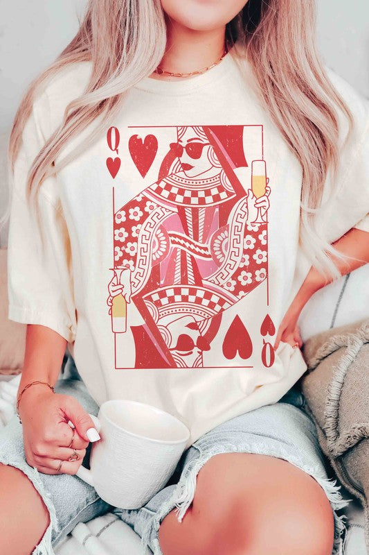 PLUS SIZE - CHAMPAGNE QUEEN OF HEARTS Graphic Tee