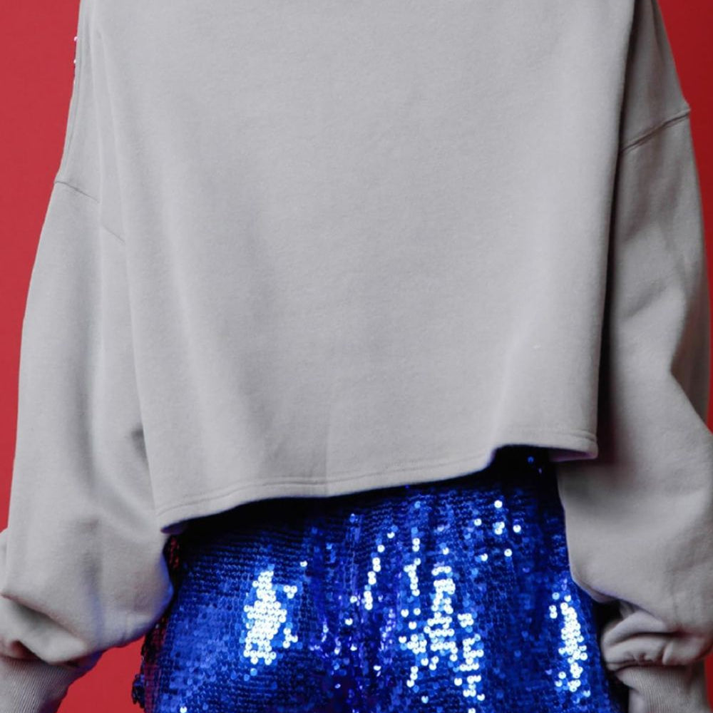 
                      
                        Sequin Ornaments Round Neck Dropped Shoulder Sweatshirt
                      
                    