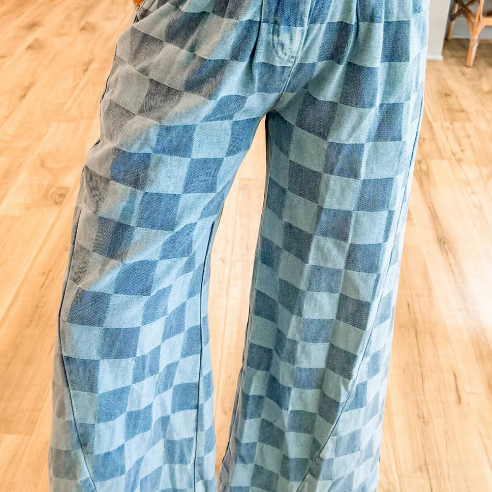 Checkered Wide Leg Jeans with Pockets