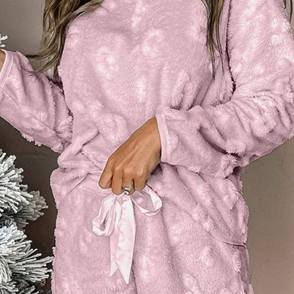 
                      
                        Round Neck Long Sleeve Top and Shorts Lounge Set
                      
                    