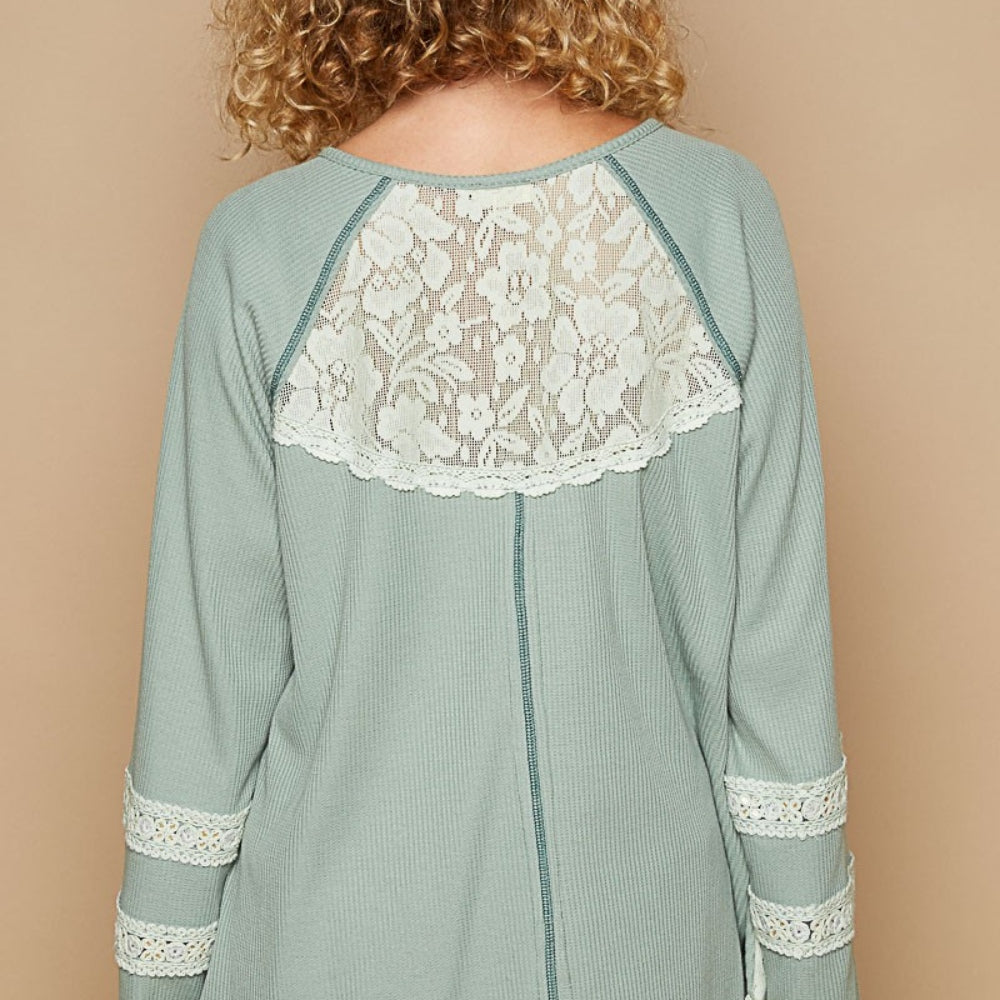 Round Neck Long Sleeve Lace Trim Thermal Top