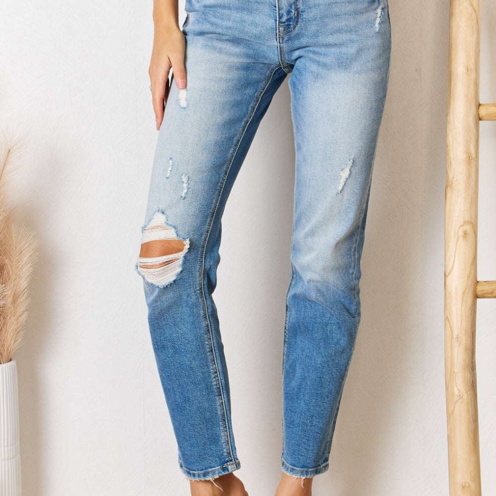 Kancan High Rise Distressed Slim Straight Jeans