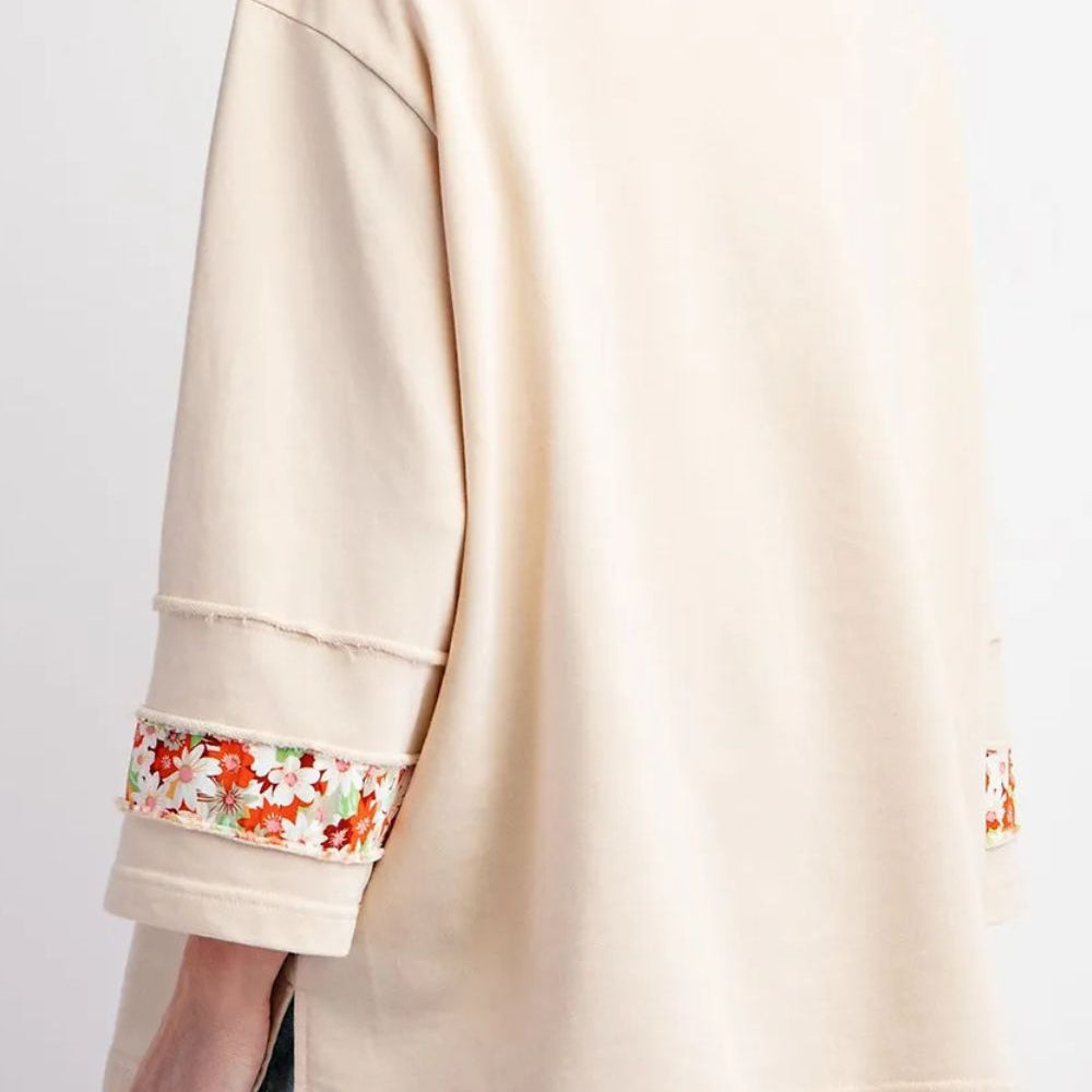 Exposed Seam Slit Floral Round Neck Blouse