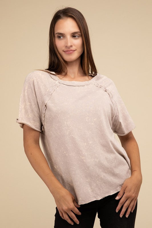 
                      
                        Back Patch Crinkle Washed Raglan Sleeve T-Shirt
                      
                    