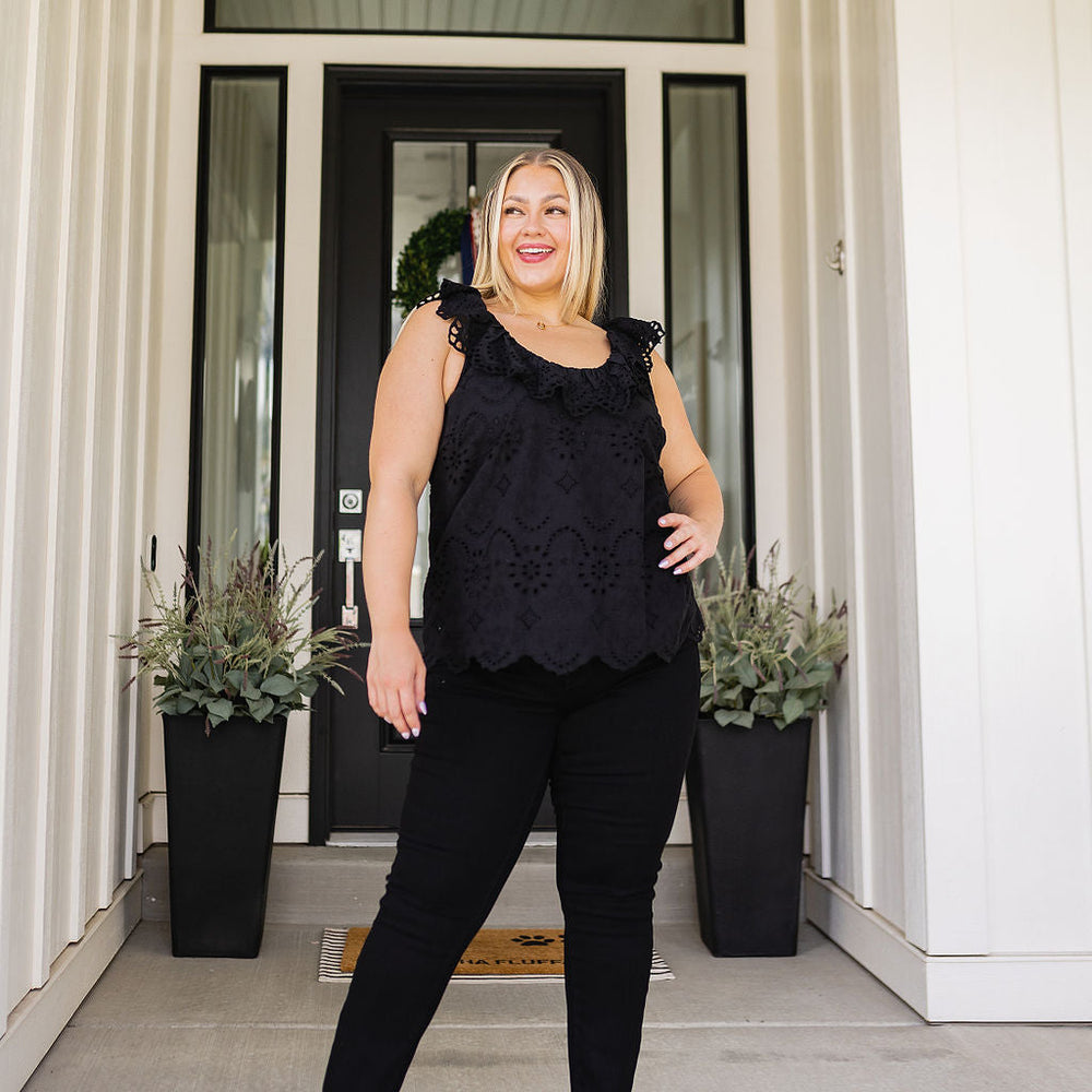 Parisian Stroll Lace Blouse in Black