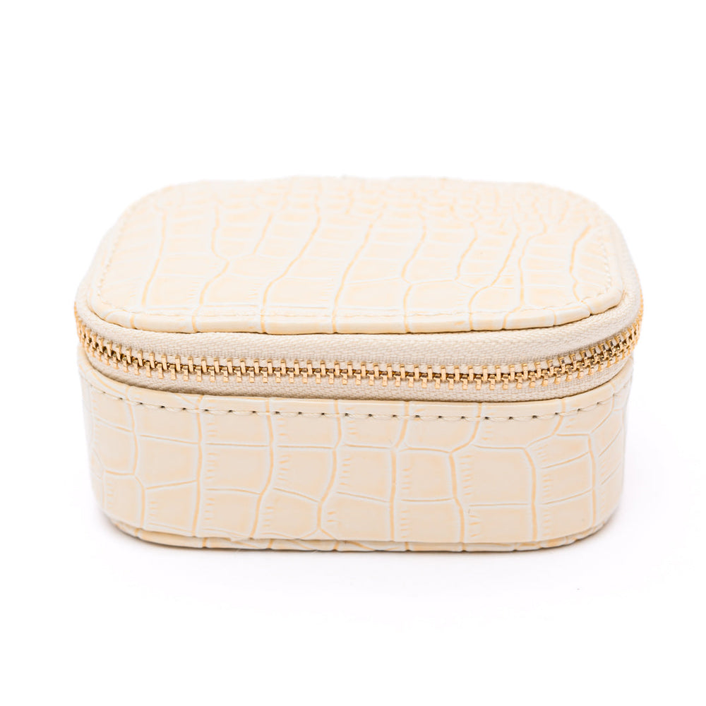 
                      
                        Travel Jewelry Case in Cream Snakeskin
                      
                    