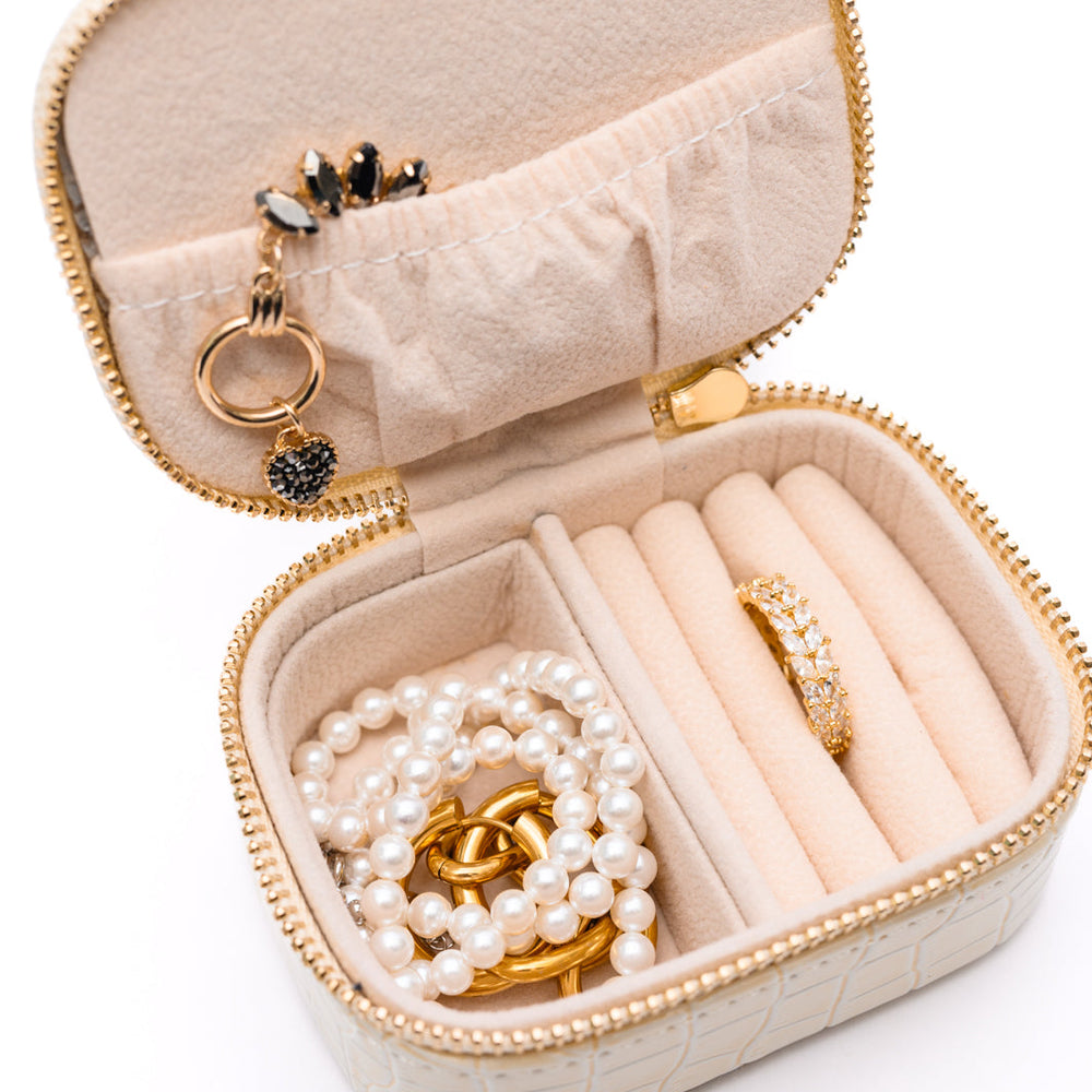 
                      
                        Travel Jewelry Case in Cream Snakeskin
                      
                    