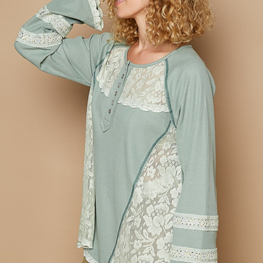 
                      
                        Round Neck Long Sleeve Lace Trim Thermal Top
                      
                    