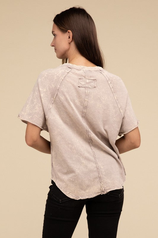 
                      
                        Back Patch Crinkle Washed Raglan Sleeve T-Shirt
                      
                    