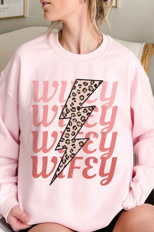 
                      
                        LEOPARD LIGHTNING WIFEY Graphic Sweatshirt
                      
                    