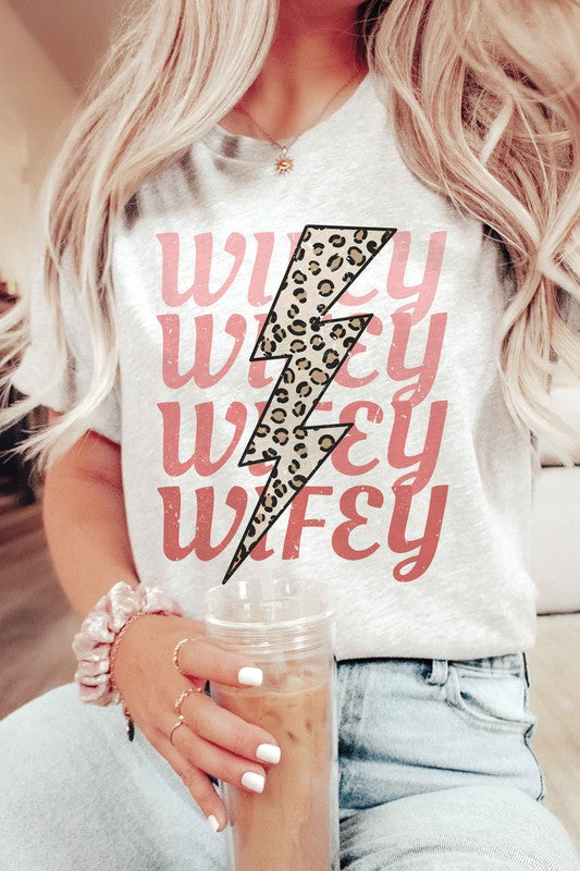 
                      
                        LEOPARD LIGHTNING WIFEY Graphic T-Shirt
                      
                    