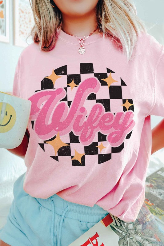 
                      
                        CHECKERED WIFEY Graphic T-Shirt
                      
                    