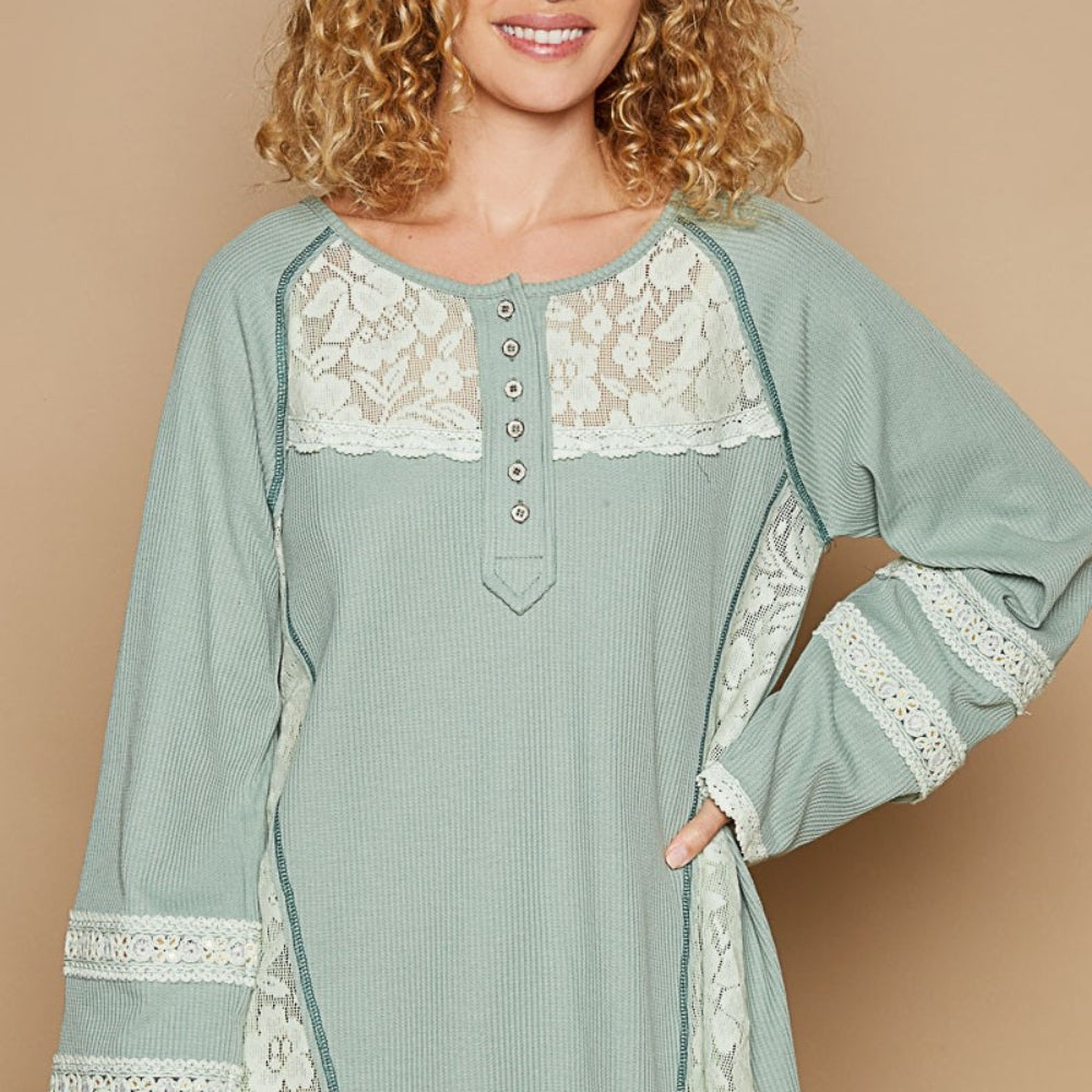 
                      
                        Round Neck Long Sleeve Lace Trim Thermal Top
                      
                    