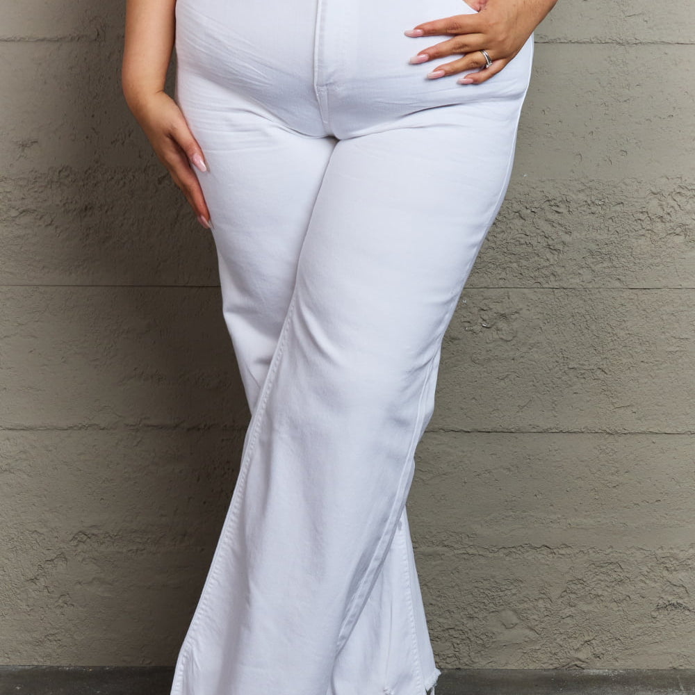 
                      
                        RISEN Raelene High Waist Wide Leg Jeans in White
                      
                    