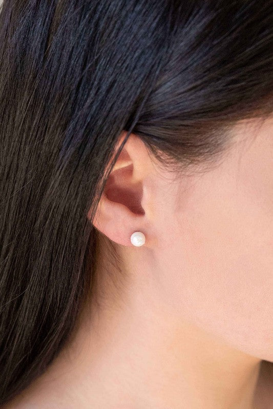 Load image into Gallery viewer, Flawless Pearl Stud Earrings
