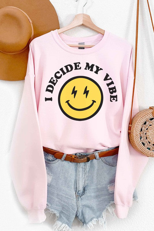 Vibe Smiley Graphic Pullover