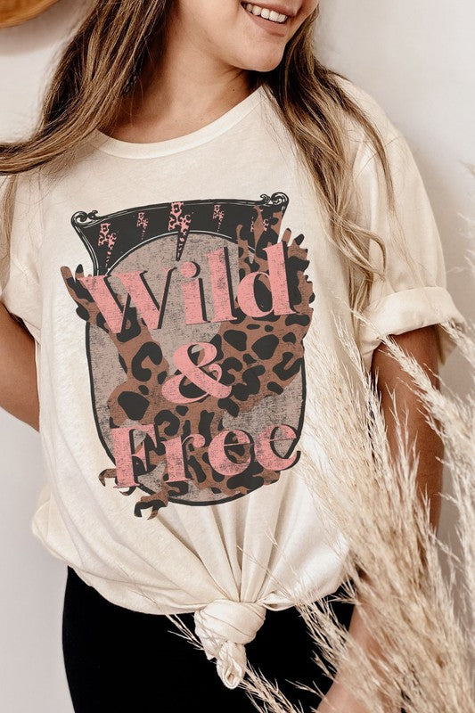 Load image into Gallery viewer, Wild and Free Leopard Oversized Graphic Tee
