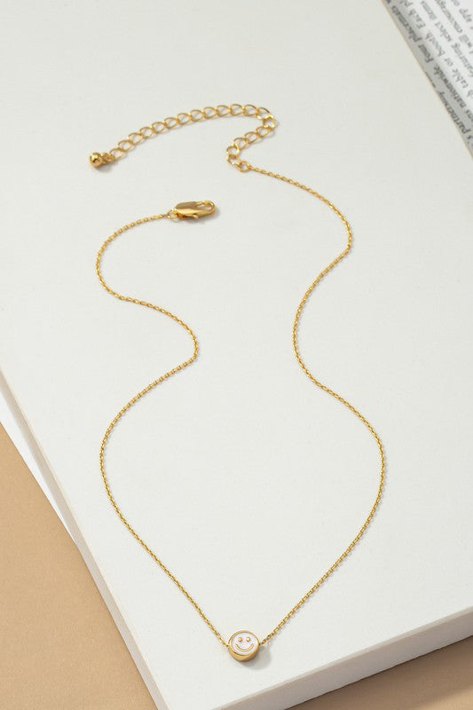 Mini smiley face pendant necklace