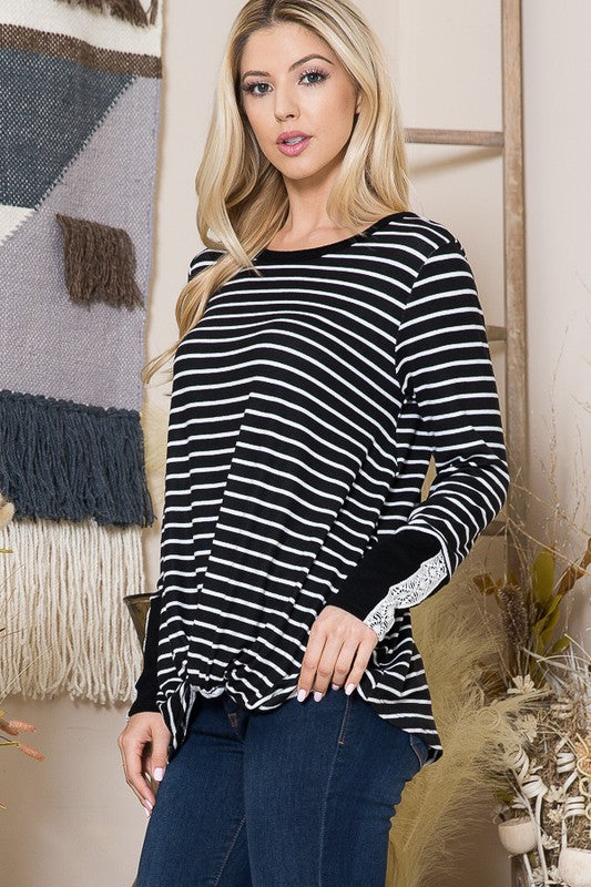 Load image into Gallery viewer, Molly Front Twist Stripe Knit Top
