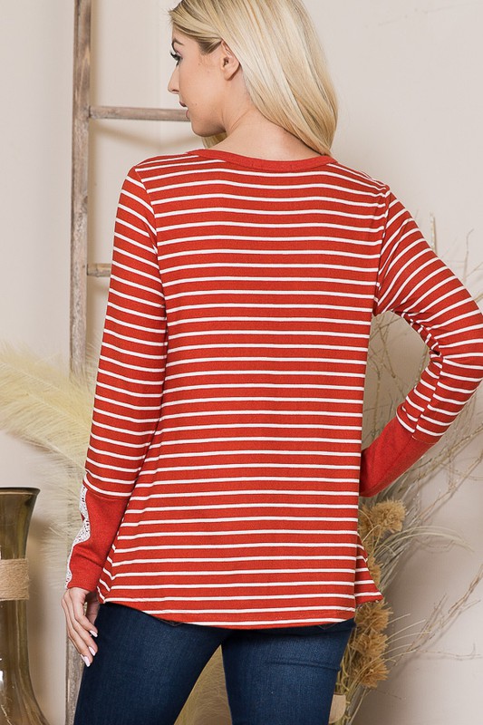 Load image into Gallery viewer, Molly Front Twist Stripe Knit Top
