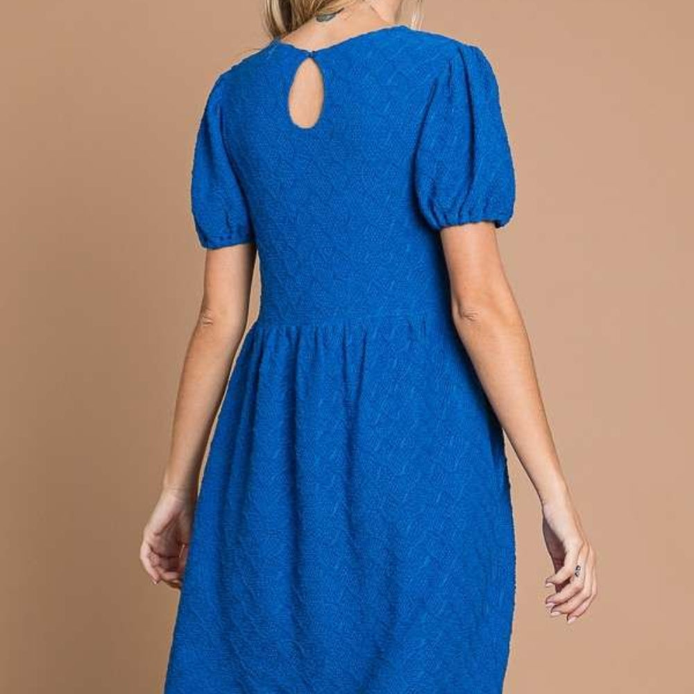 
                      
                        Texture Round Neck Short Sleeve Dress with Pockets
                      
                    