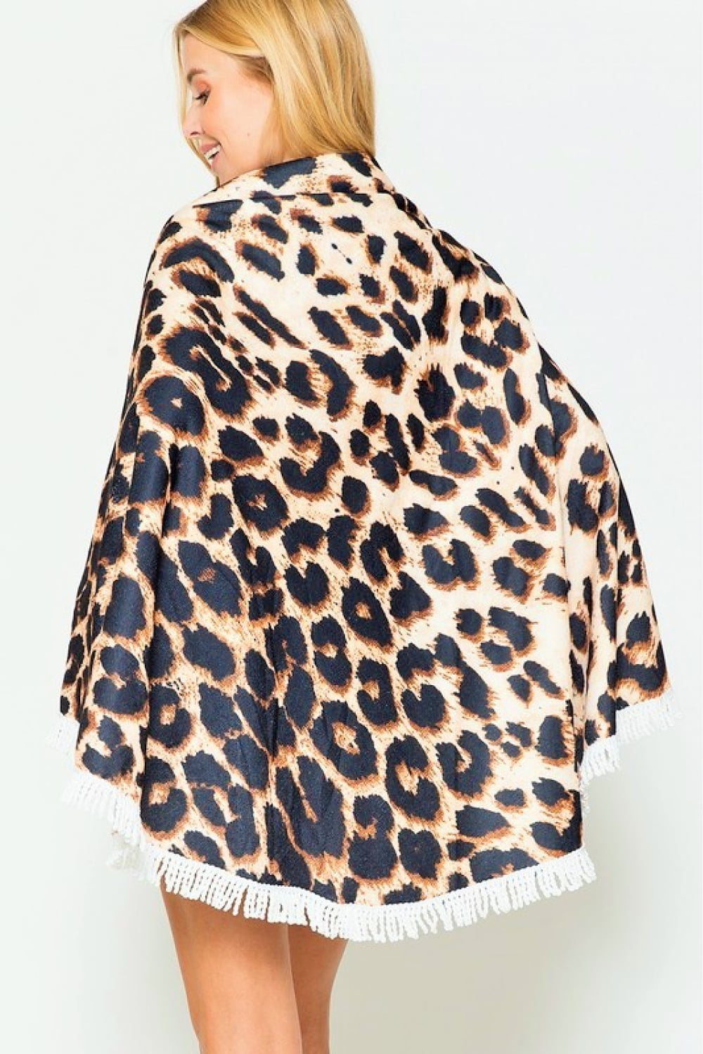 Load image into Gallery viewer, Wild Zone Rounded Leopard Beach Towel
