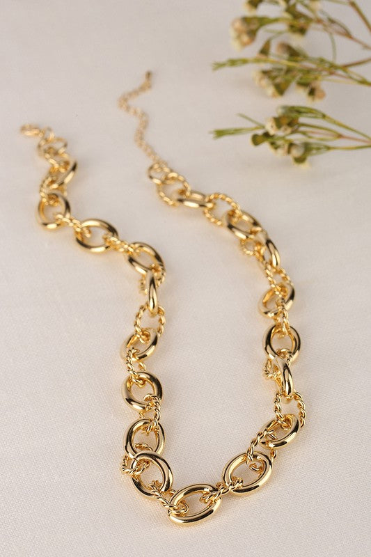 Bold chain necklace gold