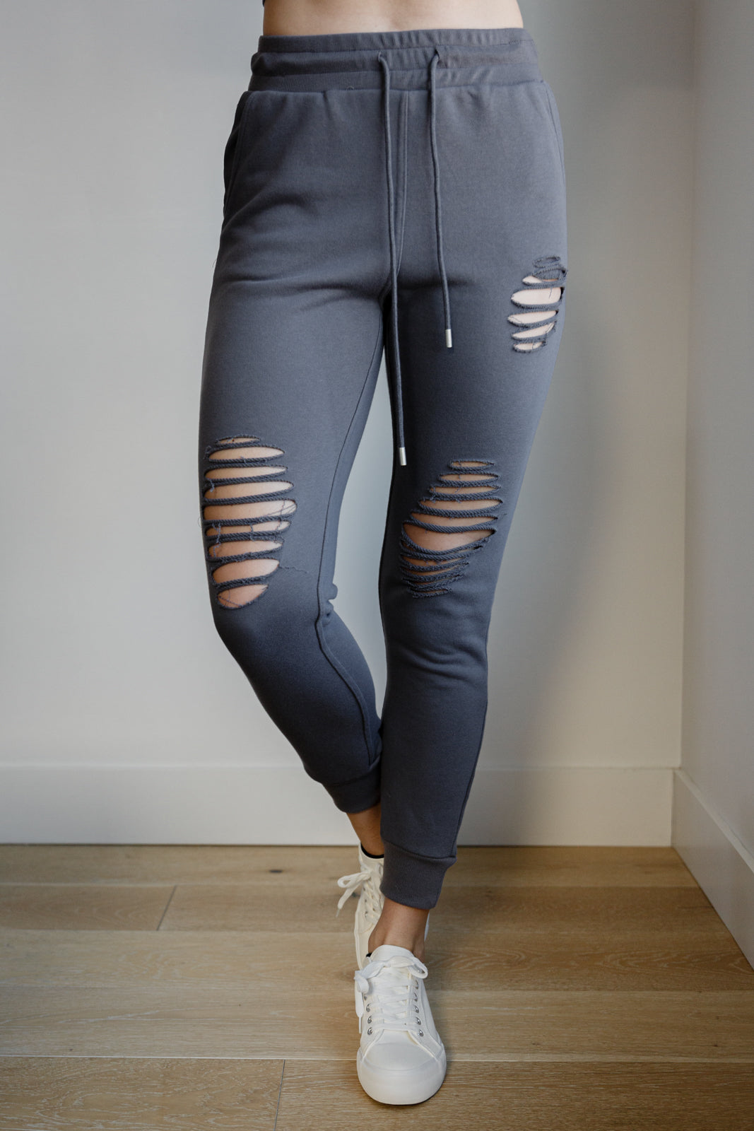 Load image into Gallery viewer, Kick Back Distressed Joggers in Heather Charcoal
