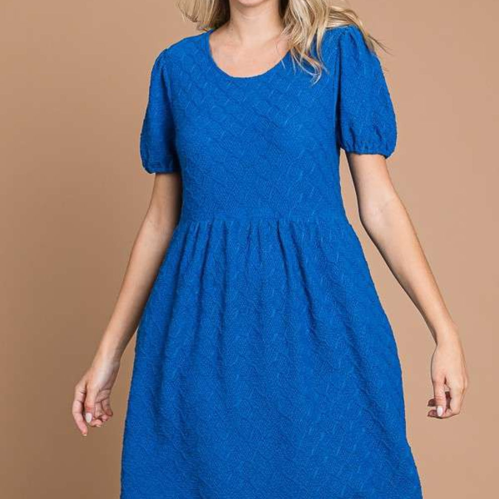 
                      
                        Texture Round Neck Short Sleeve Dress with Pockets
                      
                    